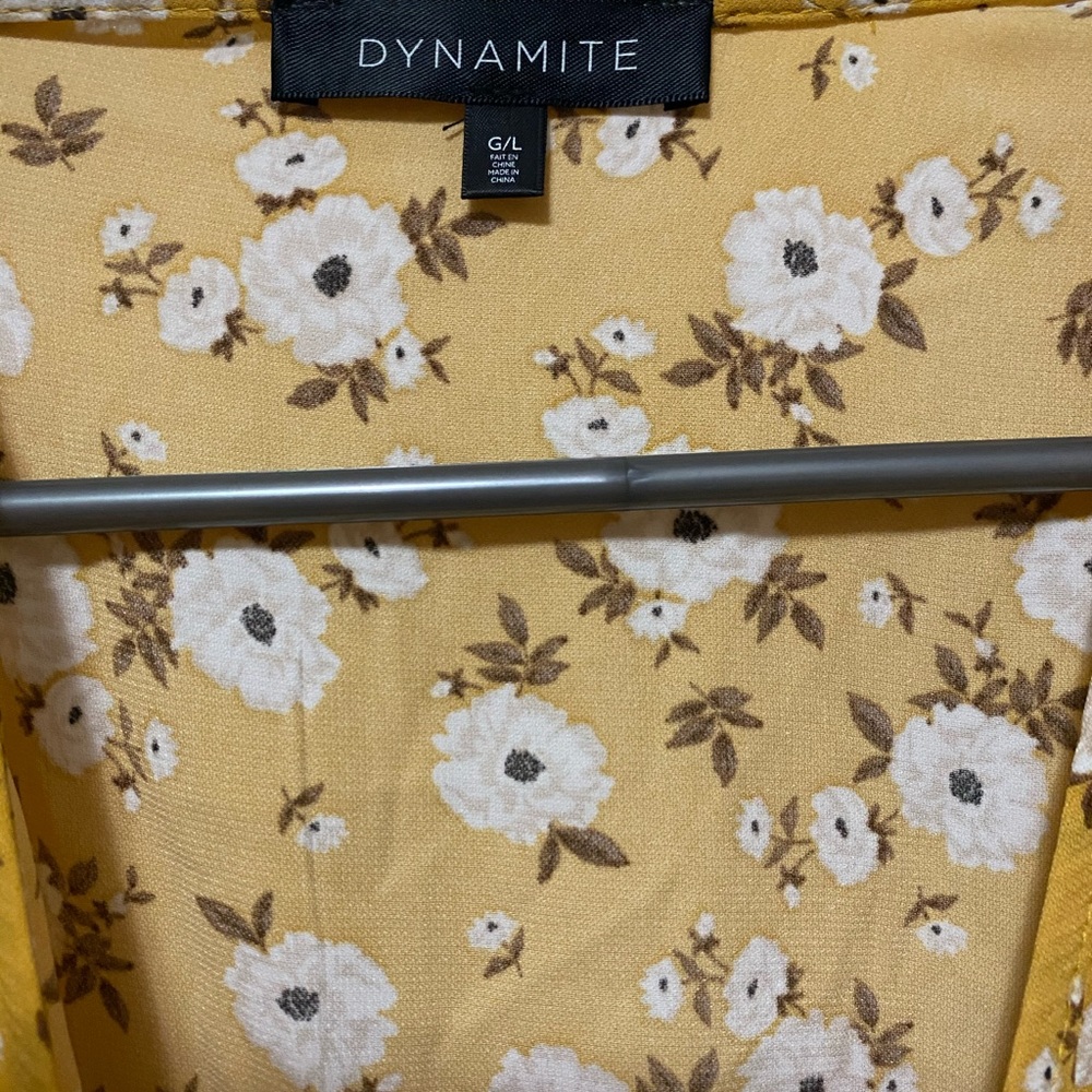 Dynamite Floral Dress - Picture 4 of 7